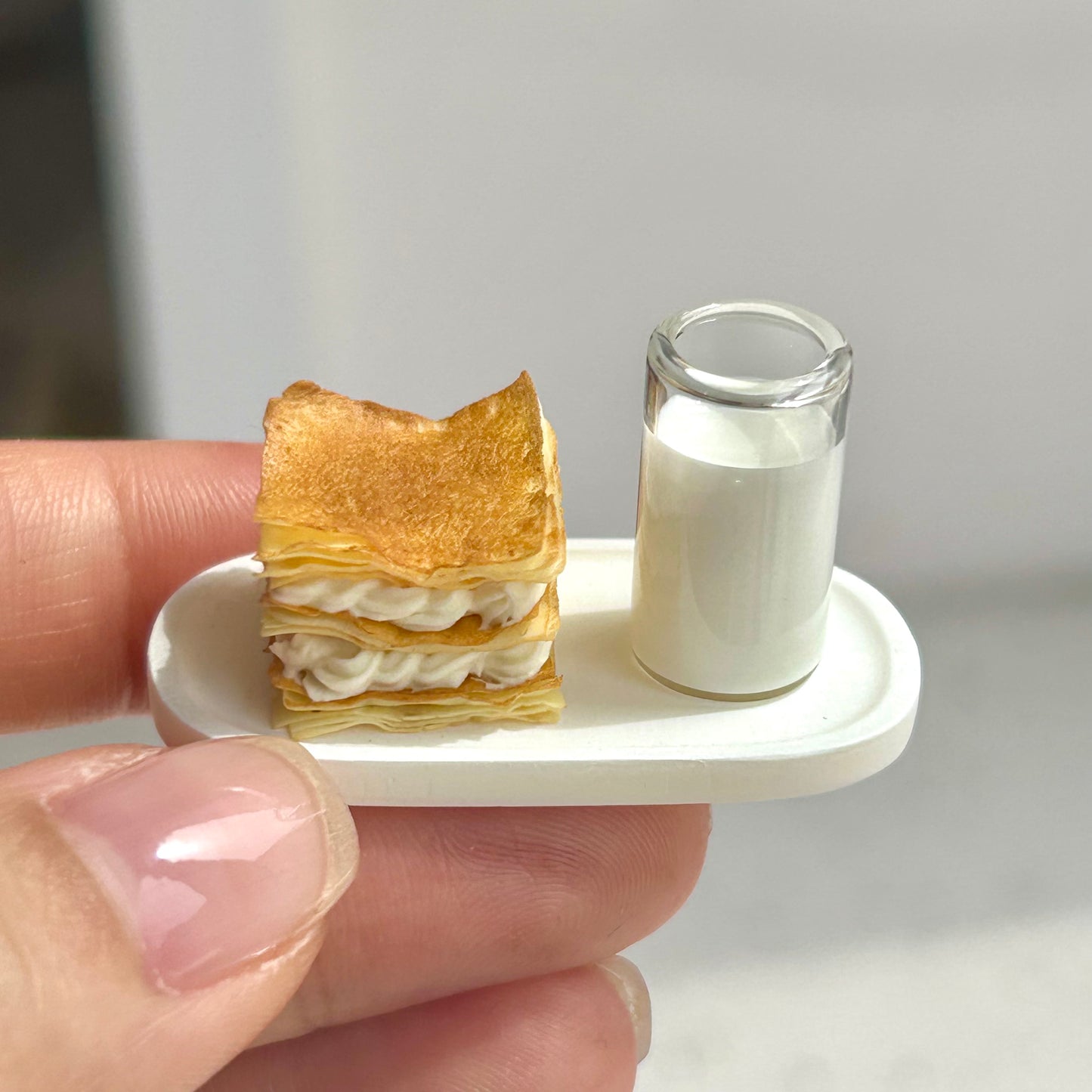 Mini Mille-Feuille Dessert Set with Milk – Handmade Resin Clay Pastry